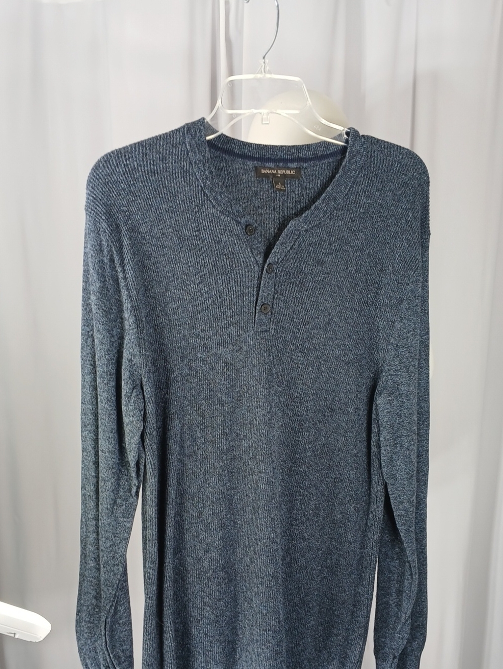Banana Republic Men's cotton blend Heather Navy Long-Sleeve Henley